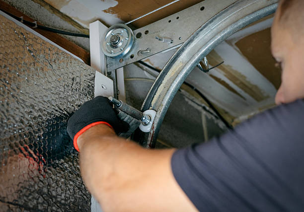 Affordable Garage Door Roller Replacement solutions in Ellinwood, KS